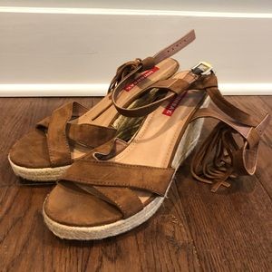 Tan Strappy Wedges